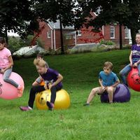 Space Hopper Race